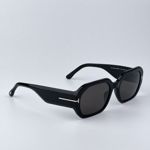 Tom Ford Women Black Smoke Square BRAND NEW Sunglasses VERONIQUE-02 FT0917 01A main image 8